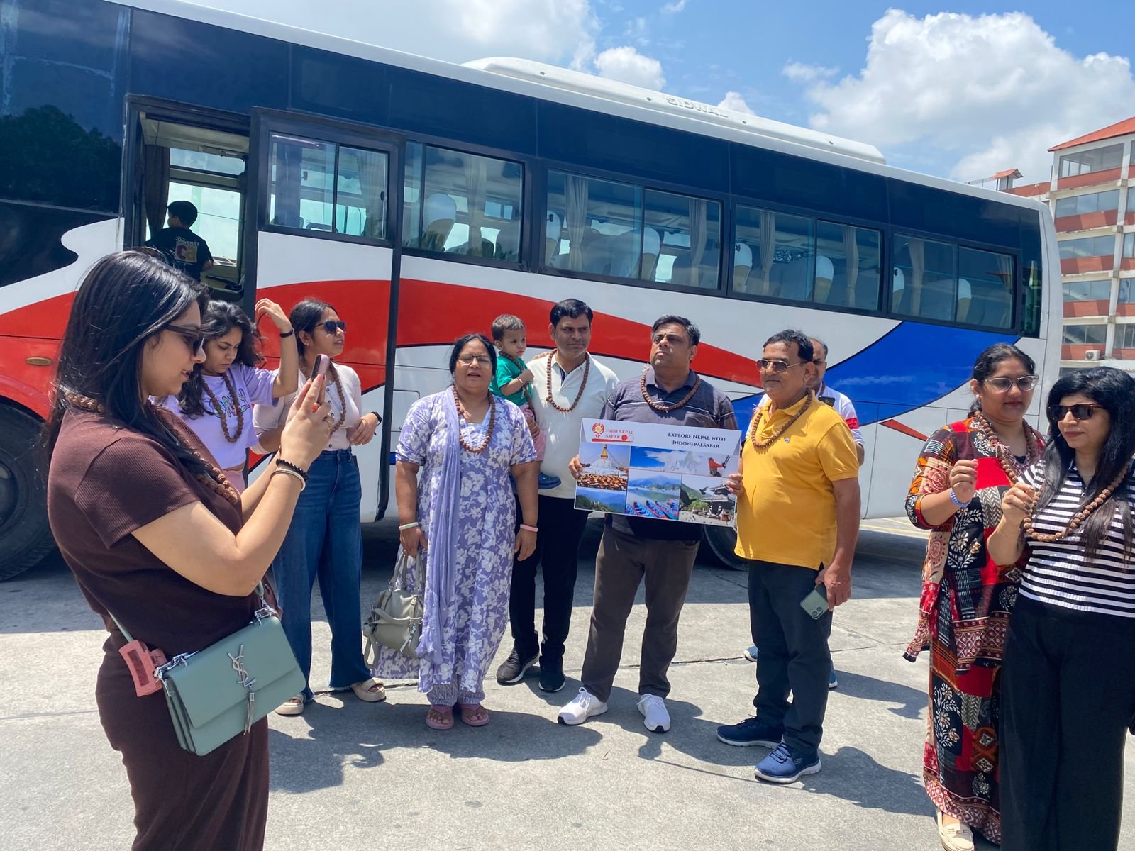 Luxury Tourist Bus